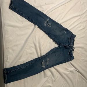 Levi’s 711 Skinny Jeans 30